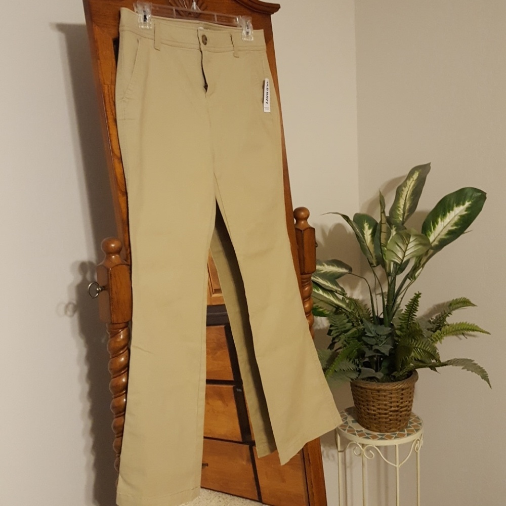 Khaki pants